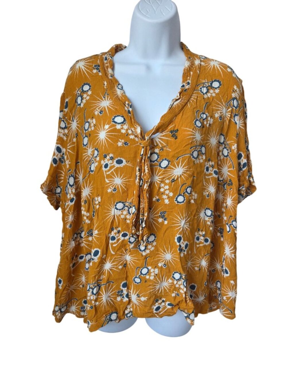 ModCloth Womens 3X Mustard Floral Print Short Sleeve Blouse With Tie Neck 100% R